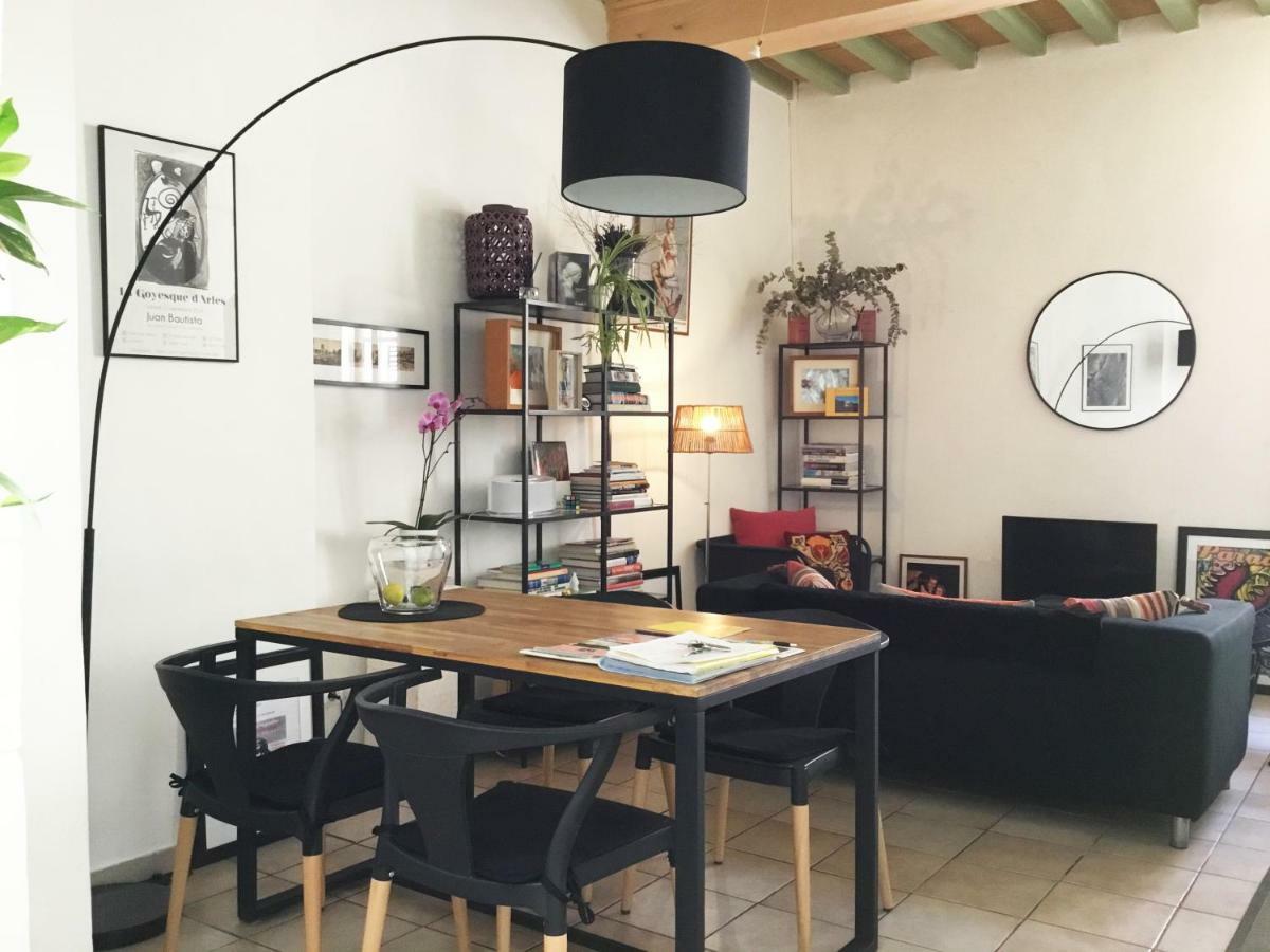 Appartement Arles Centre Historique ภายนอก รูปภาพ